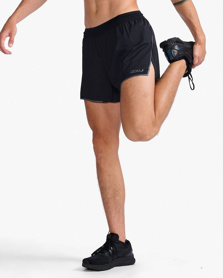 Pánské běžecké kraťasy 2XU Light Speed 5“