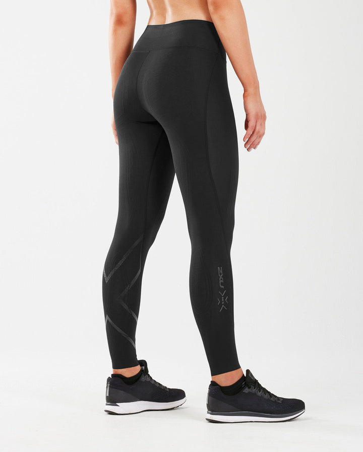 Dámské černé fitness kompresní legíny 2XU FORCE MID-RISE