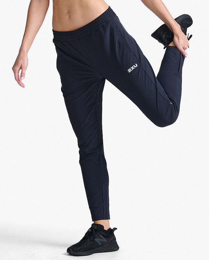 Dámské kalhoty 2XU Aero Woven Jogger